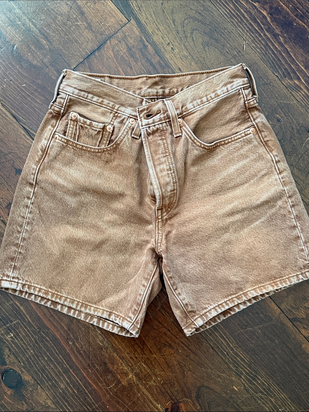 High-Rise Women's Denim Shorts in Washed Brown